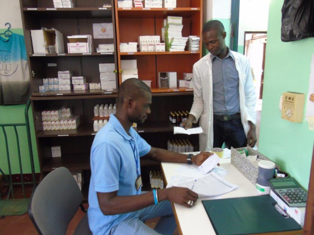 Ir a Atención sanitaria de pacientes en situación de vulnerabilidad en respuesta a la crisis sanitaria en Guinea Bissau