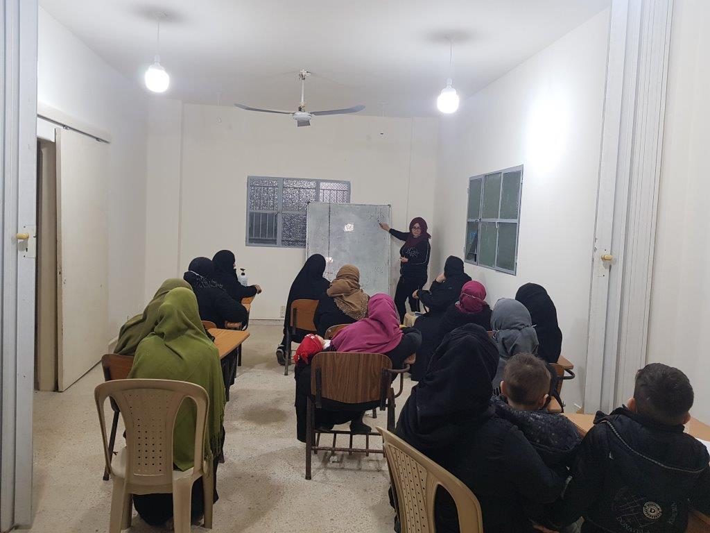 Ir a Mejora del acceso a los recursos de protección, salud y empleo para mujeres palestinas en los campos de Bourj al Barajneh y Nahr al Bared