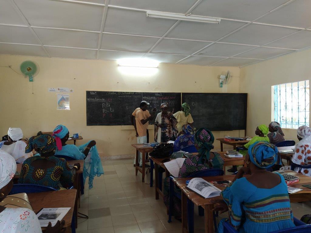 Ir a Refuerzo de la participación política de las mujeres consejeras y de la sociedad civil en seis comunas del distrito de Dioulacolón, a través de alfabetizacón funcional y formación en derechos